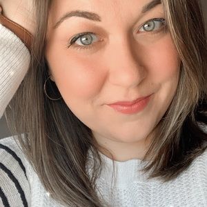 Meet your Posher, Katelyn